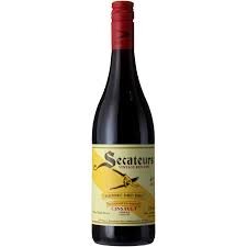 Secateurs Blend
(Cinsault, Grenache, Syrah)